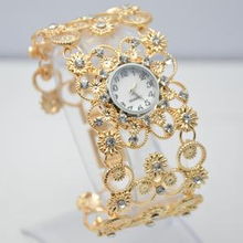 石英飾品表 女性首飾與美發(fā)飾品的優(yōu)雅融合